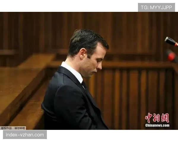 奥斯卡·皮斯托瑞斯这名字,一听就把赛道上的刀片和法庭的霓虹一股脑拉出来,怎么看都不像只属于运动员的故事 奥斯卡·皮斯托瑞斯这名字,一听就把赛道上的刀片和法庭的霓虹一股脑拉出来,怎么看都不像只属于运动员的故事