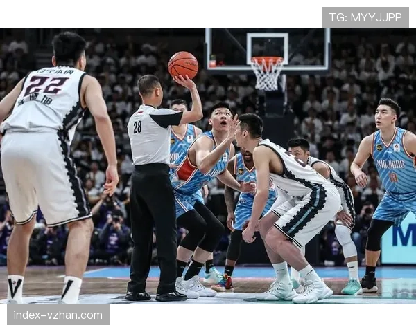 篮球比赛中关于争球判定规则的深度解析 篮球比赛中关于争球判定规则的深度解析